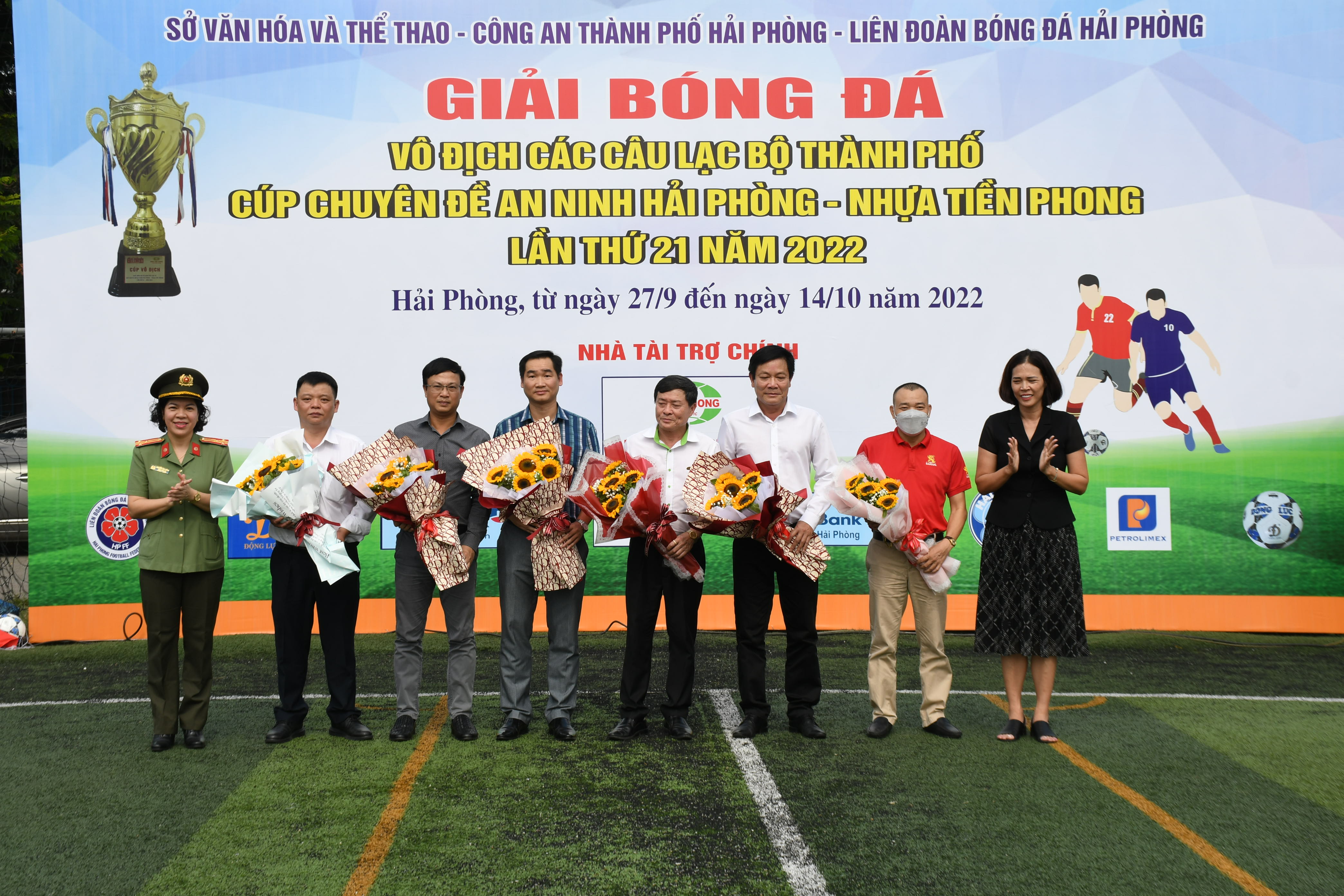 Khai mạc giải bóng đá vô địch các CLB thành phố cúp Chuyên đề An ninh Hải Phòng- Nhựa Tiền Phong lần thứ 21 năm 2022